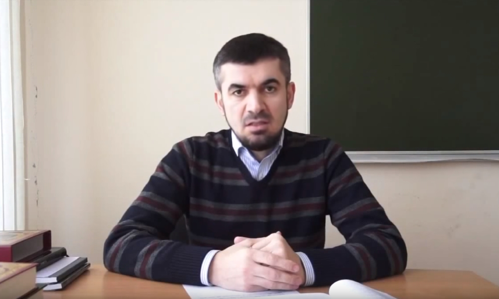 Крайности в толковании акиды